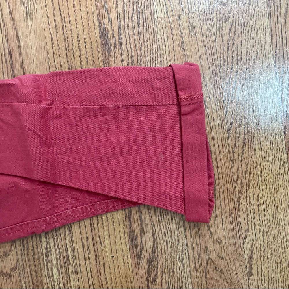 Red chino - Picture 2 of 2